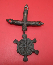 LARGE SIZE MEDIEVAL SWINGING PENDANT  WITH HANGER RUSTY PIN