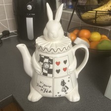 Alice in Wonderland Teapot Mad
