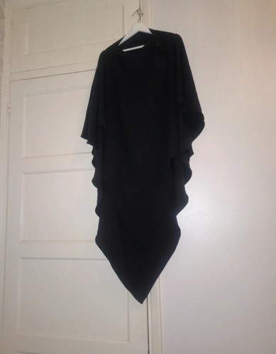 Black crepe khimar - black,