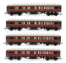 BACHMANN 'OO' GAUGE RAKE OF 4
