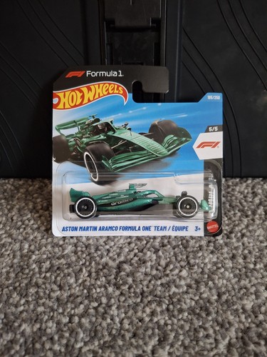Hotwheels austin martin - hotwheels, aramco
