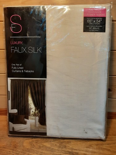Pair cream faux silk - of,