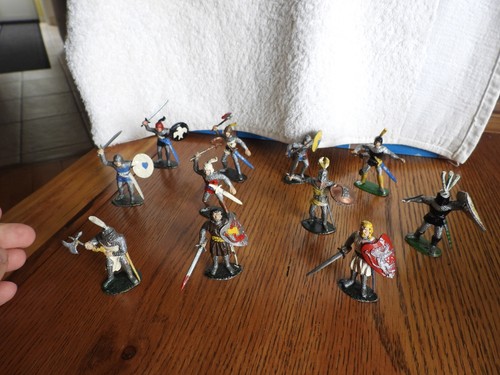 Medieval knights toy soldiers - medieval,