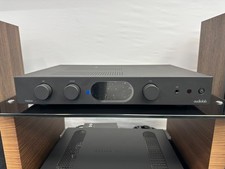 Audiolab 7000A Integrated Amplifier - Black (Nearly New - Ex-Display)