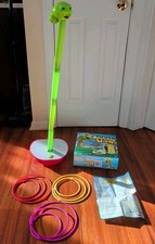 Wobby Worm Ring Toss Game