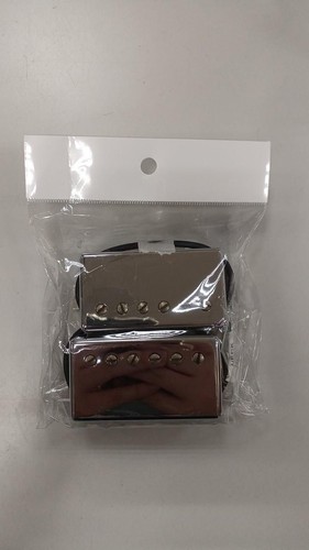 Gibson pickup front and rear - front,