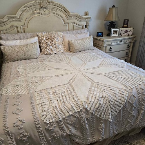 Hand crocheted starburst 70x70 - hand,