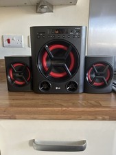 LG LK72B Powerful Compact Home Audio System Wireless Connectivity (Working) VGC