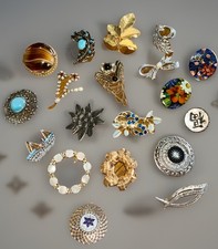 Vintage Job Lot Brooches