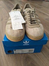 Adidas Topanga Size 7. BNWT