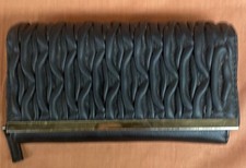 Atmosphere Black Purse Ruffle