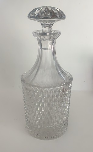 Cut crystal glass decanter