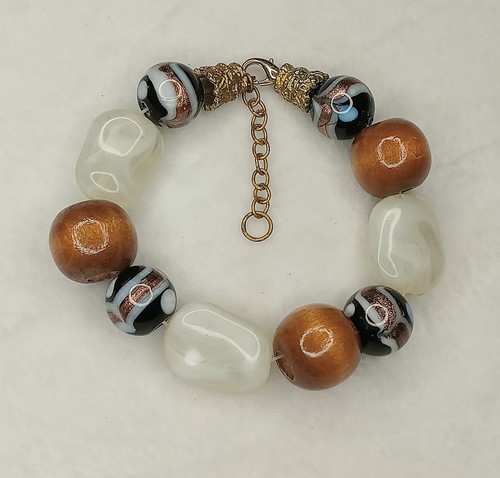 Chunky wooden bead bracelet - bead,