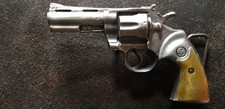 1978 Pistol Gun Belt Buckle Revolver Hand Gun Bergamot Brass Works L-156 USA
