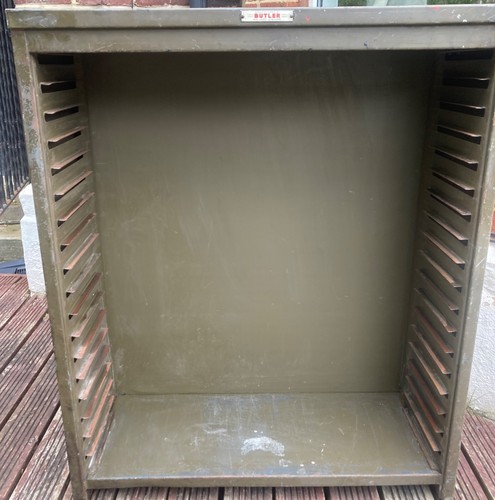 Vintage butler metal type - vintage,