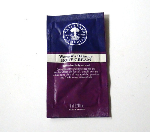 Neal yard women balance - women's,