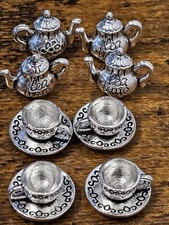 8 silver tone tea teapot and