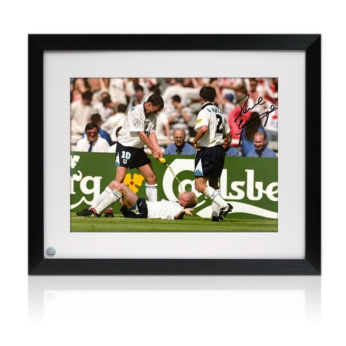Paul gascoigne signed england - signed,