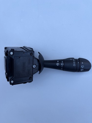 Renault clio mk4 windscreen - clio,