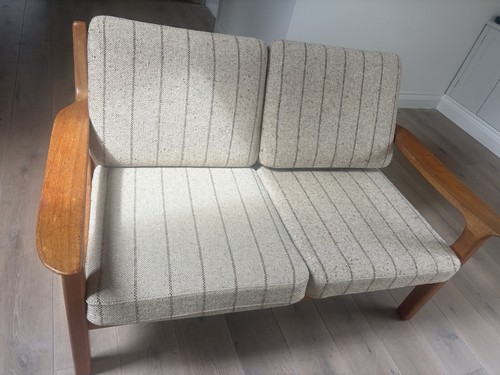 Seater wood frame sofa - 2-seater,