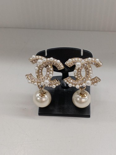Chanel earrings gold faux - chanel,