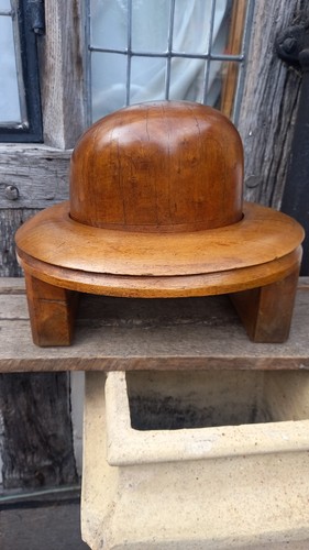 Antique heavy mahogany - antique,