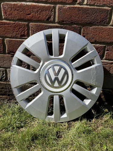 Wheel trim hub - hub,