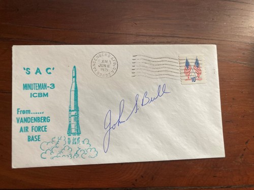 Astronaut john bull - s,