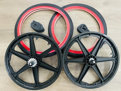 Pair bicycle mag wheels - of,