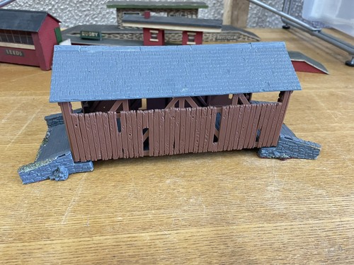 Bachmann gauge bridge - gauge,