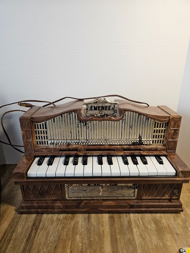 Vintage emenee electric golden - vintage,