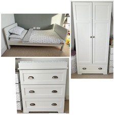 Mamas & Papas 3 piece - cotbed & dresser change & wardrobe