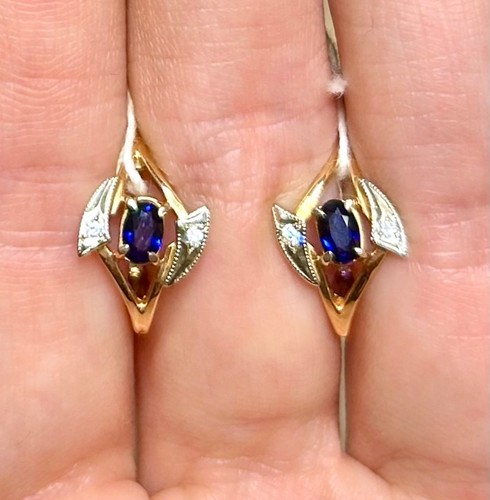 585 gold earrings with