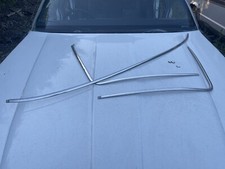 1993 JAGUAR XJ6/XJ40 - REAR SCREEN CHROME TRIM