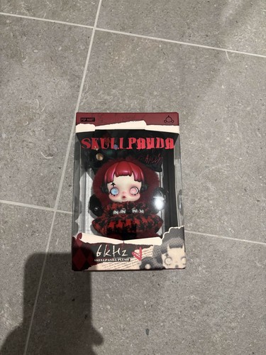 Popmart skull panda limited - panda,