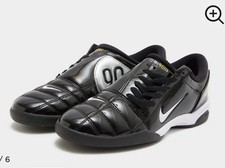 BNIB Unisex Nike Black Glossy