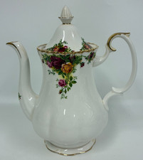 ROYAL ALBERT OLD COUNTRY ROSES