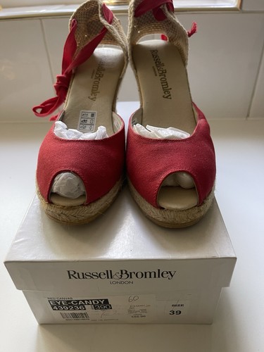 Russell bromley red fabric - russell,