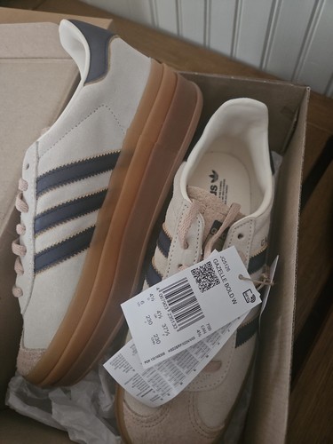 Brand new adidas gazelle bold - new,
