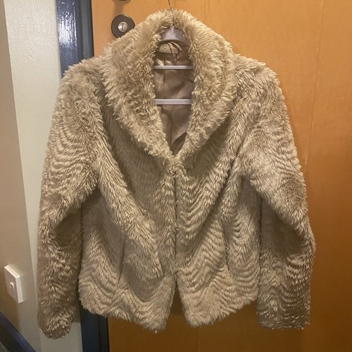 Wallis women beige faux - wallis,