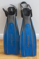 Cressi scuba diving/snorkel open heel fins , blue/grey - size XS