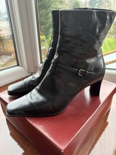 Brown Leather elegant Boot by Roberto Vianni