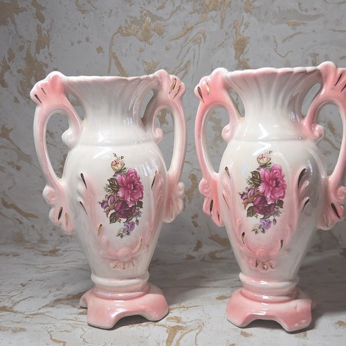 These vintage ceramic vases
