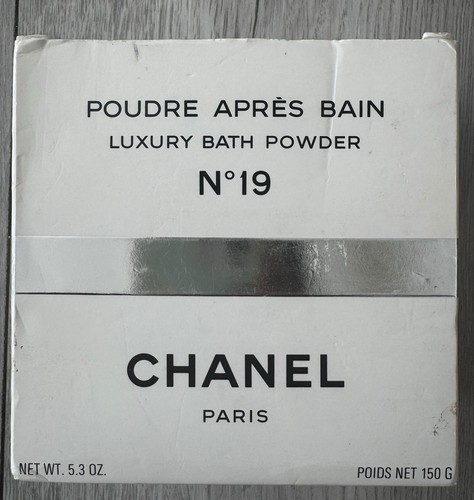 Chanel poudre après - n°19,