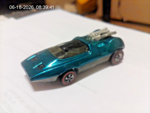 Hot wheels redline top shelf - hot,