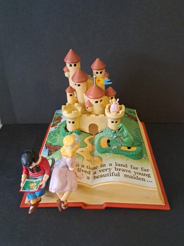 Enesco camalot musical book - enesco,