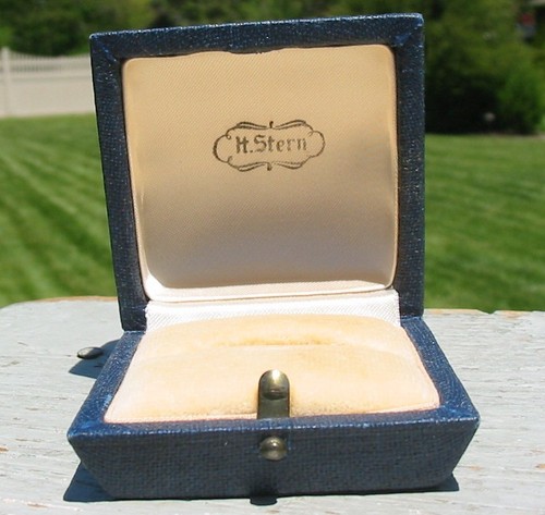 Vintage stern presentation - h.,