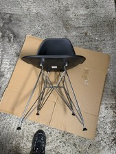  VITRA chair 79576 well am