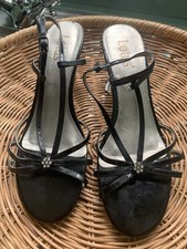 Lotus Patient Leather Sandals Size 5