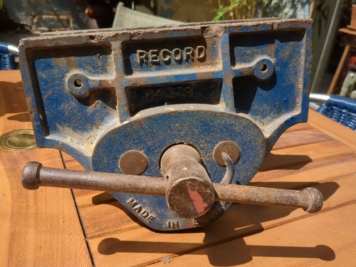 Carpenters vice record made - vice,